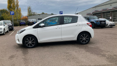 Toyota Yaris 1.5 Hybrid Icon Tech 5dr CVT Hybrid Hatchback